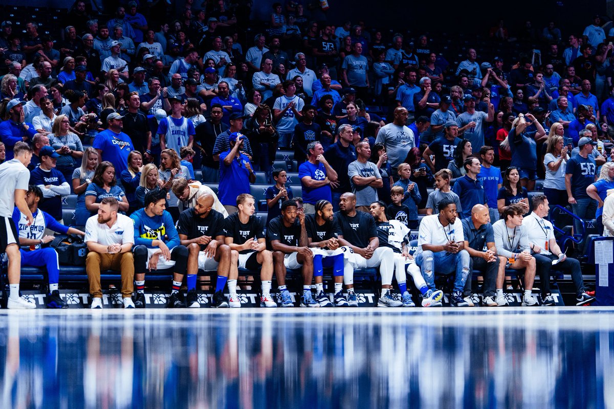 Nate_Wolfe17's tweet image. This year was by far my favorite year with this team! I am humbled, grateful, and overwhelmed by the love everyone showed us and for the family I feel like we have become! Thank you @ZipEmUpTBT for another run! I can’t wait to see what we can do next year! #zipemup #family ⚔️🤐