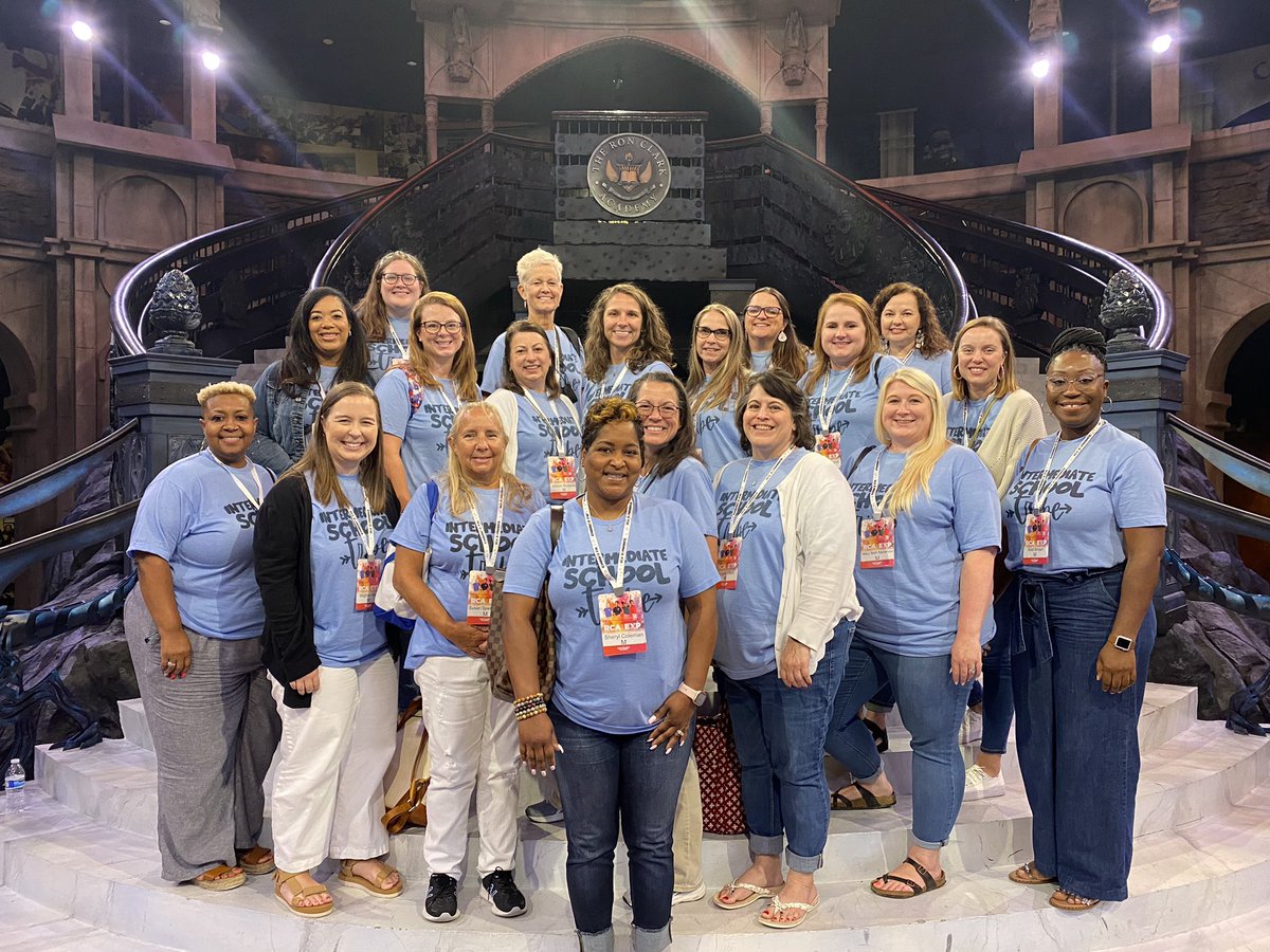 Cari McClellan tweet media