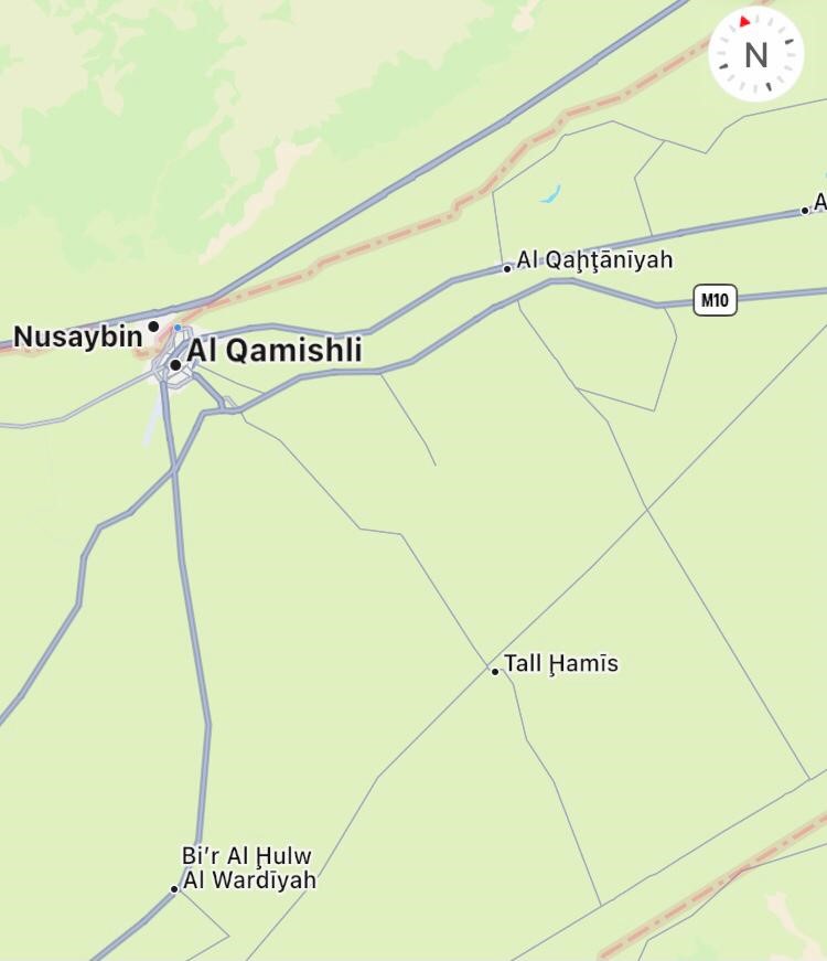 Zwischen #Qamişlo und #Tirbespî gab es heute Abend einen Drohnenangriff mit drei Toten.
Erdogan attakiert #Rojava täglich mit Drohnen.
#10JahreRojava #Widerstand