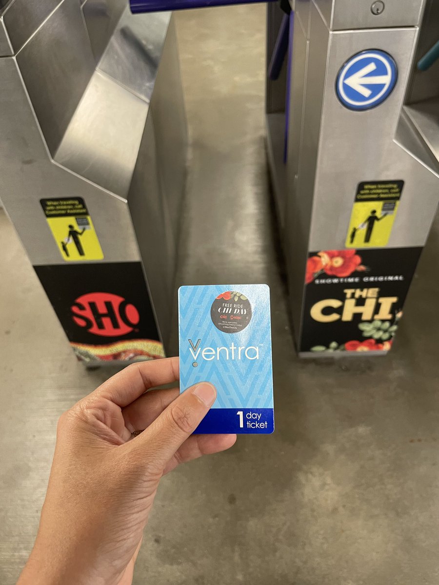 averygoodjob's tweet photo. Happy Free Ride Chi-Day! We’re out at the Washington + Wabash station handing out free train cards to celebrate The Chi. Come by and collect your card before 3pm, sponsored by @Showtime + @SHOTheChi https://t.co/uBkDEbbCzX
