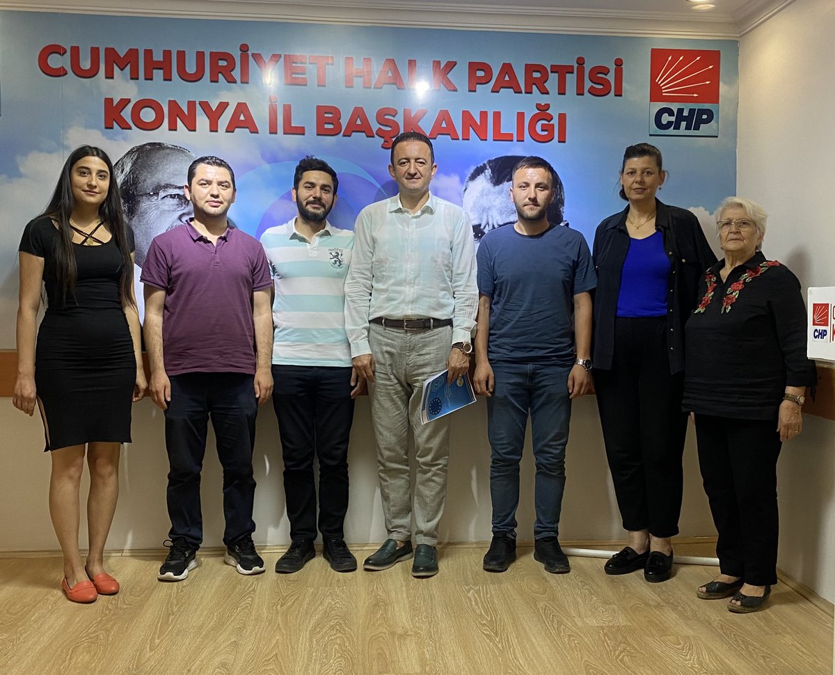 bektasbaris's tweet photo. Bugün @piktesogretmen temsilcileri partimizi ziyaret ederek çalışma koşulları ve özlük haklarındaki adaletsizlikleri anlattılar.CHP iktidarında öğretmenlerin sözleşmeli-kadrolu-geçici-ücretli-657’ye tabi-4857’ye tabi gibi parçalanmış adaletsiz statülerden kurtarılacağını ilettik. https://t.co/i74lkas9K9