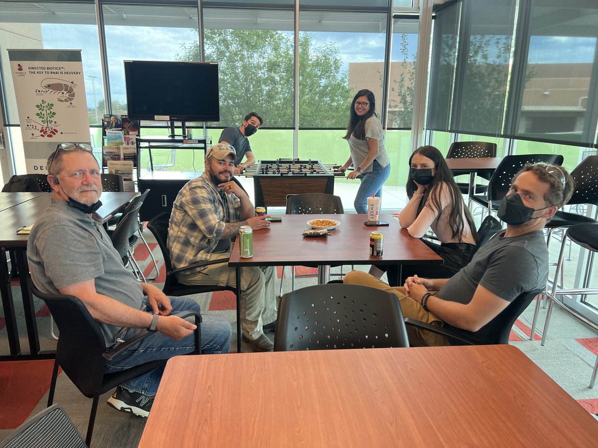 pebble_labs's tweet photo. Foosball, beer, and cheerful co-workers go incredibly well together! Pebble team members recently had a great time competing, chatting, and bonding with one another at our #happyHour.

Want to join them in the future? Check out our open positions here:
https://t.co/9oWiKMzo2p https://t.co/HL98p3afgJ