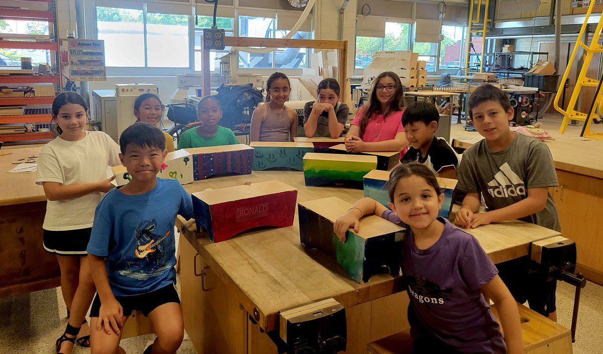 MineolaFineArts's tweet photo. Summer Arts Camp 2022 was a huge success.  Thank you to all the teachers and student workers who made the magic happen. #MineolaProud https://t.co/Tlw0YWicPZ