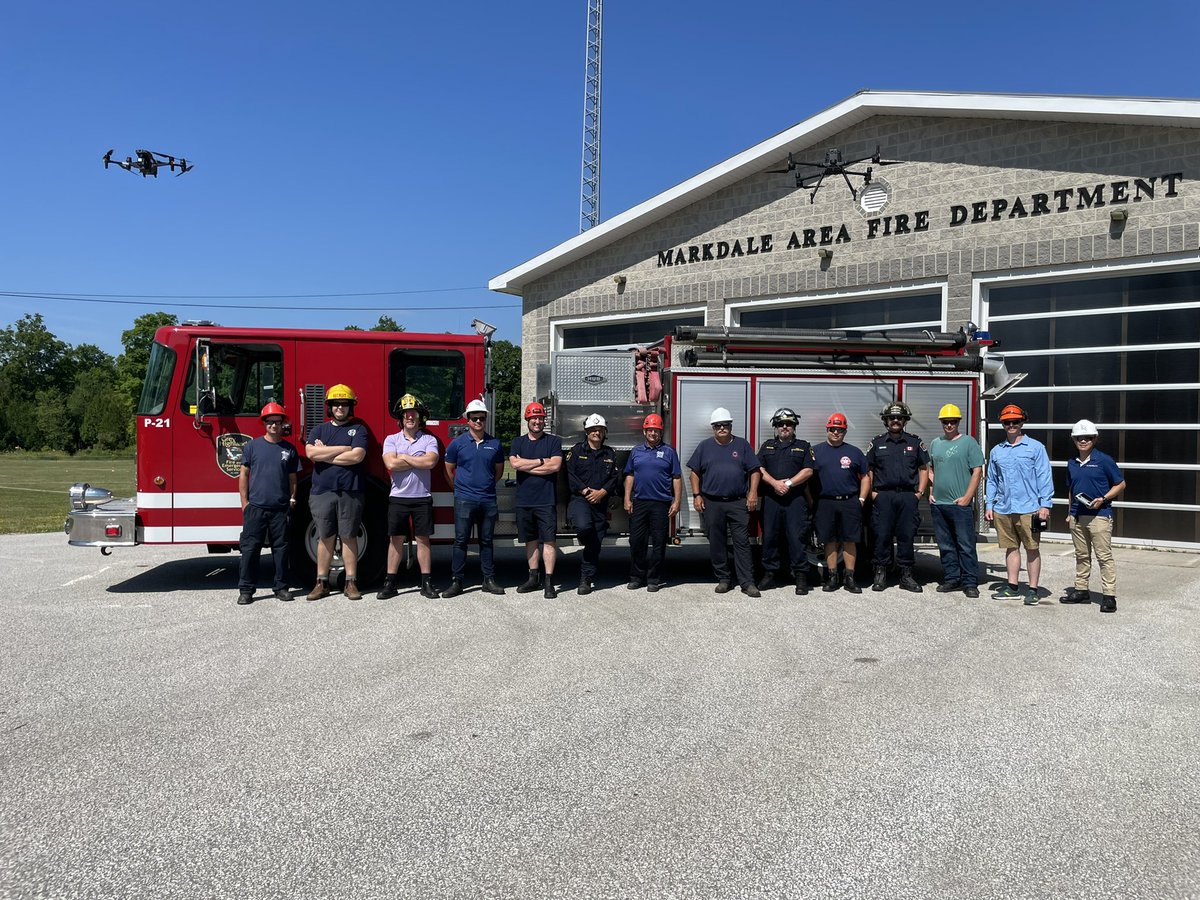 greycountyfire's tweet photo. It was a great week hosting the OFC Level 1/2 RPAS Drone course in partnership with @AltohelixUAV and @ONFireMarshal. Students from as far as Thunderbay attended. Thank you to our instructors #drones #firetraining https://t.co/1YtbgaMYeC