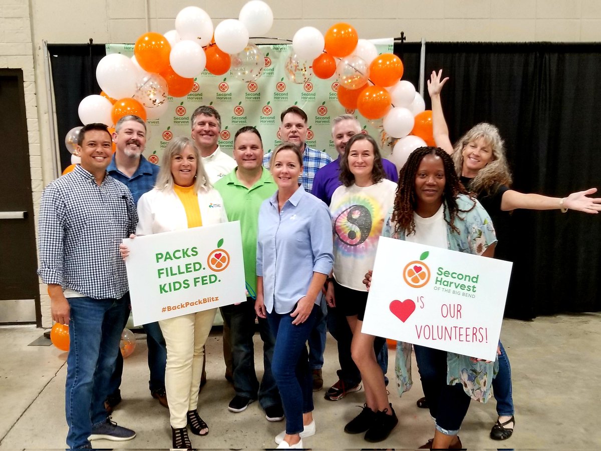 CareerSourceFL's tweet photo. Our team is honored today to help fight childhood hunger with @SecondHarvestBB, packing backpacks with nutritious meals! #backpackblitz #envisionnohunger https://t.co/d12PT8snwA