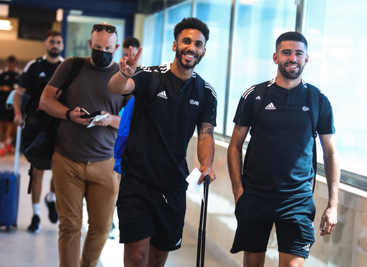 afefutbol's tweet photo. 📸✈️ La Selección #AFEFútbol viaja a Lisboa para disputar un torneo internacional con las selecciones de futbolistas sin equipo de Portugal, Suiza y Países Bajos. ¡Mucha suerte, compañeros!💪🏻⚽️

🔗 https://t.co/ZUB9Ez0xkj

#SesionesAFE XXVIII
#UltimateFootballDraft https://t.co/RWGygwDTmx
