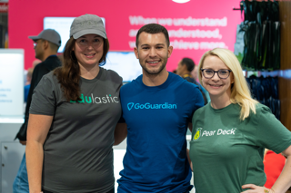 Did someone say #FunFriday Giveaway? ✨🤩

Here's your chance to win an #Edulastic t-shirt! Like, RT, and reply to this tweet by 7/25/22 to enter. 💚