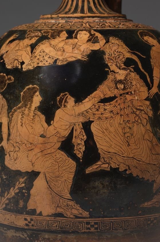 Lekythos (recipiente de aceite) en cuclillas con figuras rojas: nacimiento de Erichthonio. 
C. 420–410 a. C.
atribuido a Meidias Pintor
(Griego, ático, activo c. 420-400 a. C.). 
Griego, Ático. 
Cerámica, con dorado. 
#ieda