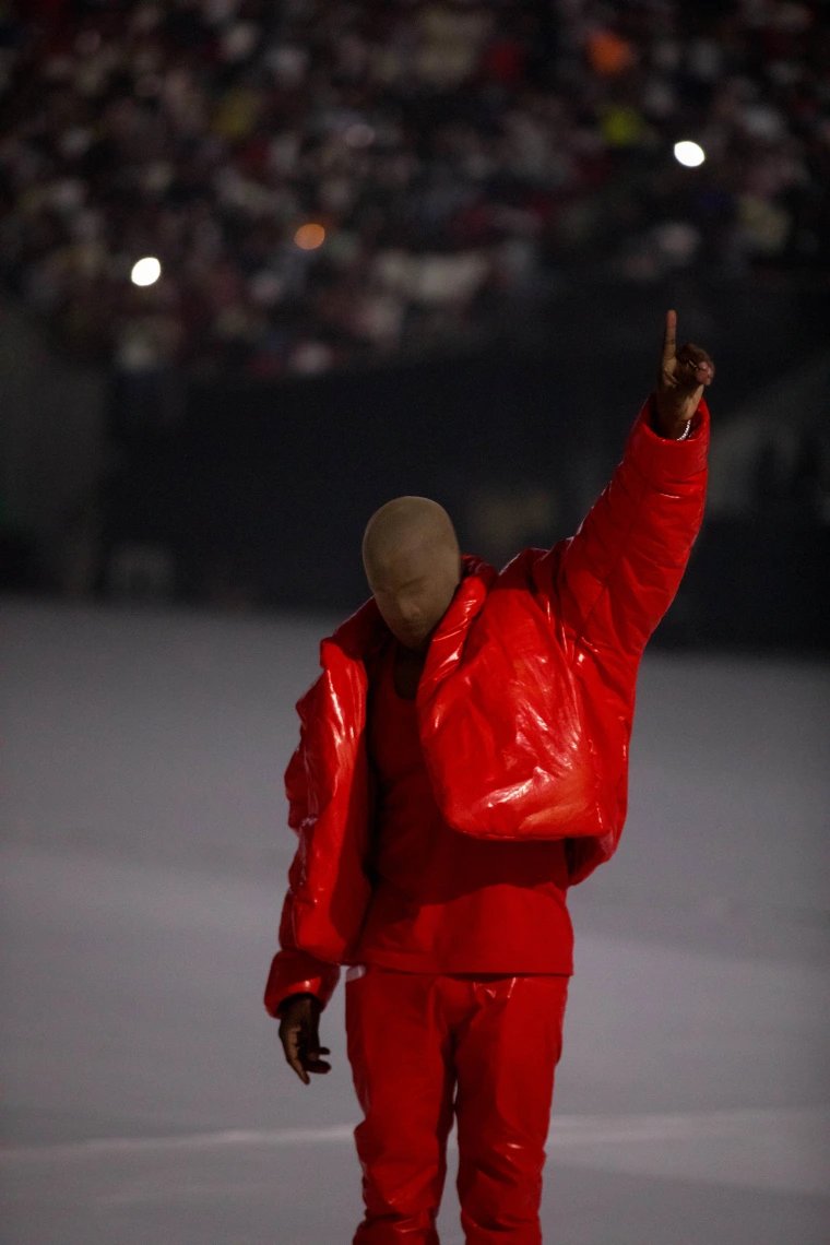 GAFollowers's tweet photo. One year ago today Kanye West's "Donda" listening party was hosted in the Mercedes-Benz Stadium. https://t.co/9tH76b3RKz