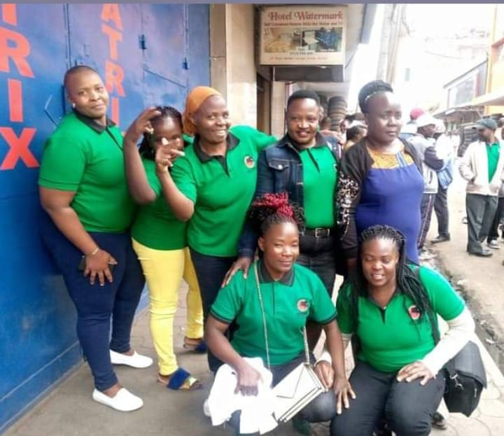 #partytimeeee.....kata jina tujibambeeee..... Bei ya unga iko wapiii...???? Stano ndio mimiiiiii