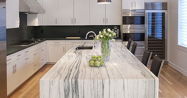 Patsyarriaga's tweet image. Are you ready for a major kitchen overhaul? Get inspired by these 36 countertops! Do you prefer the darker or lighter versions?

Patsy Arriaga &amp;amp; Associates, LLC powered by eXp Realty trendir.com/marbled-counte…