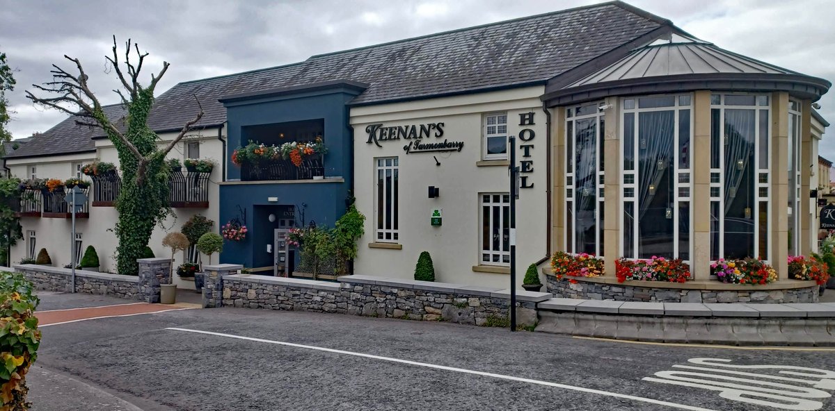 Said goodbye this morning to the beflowered Keenan's Hotel (Tarmonbarry) after excellent 2-day stay. Terrific food &amp; service; so central for lots of local attractions, many of them on the water, in the heart of hidden Ireland. As the sign says, stop here!