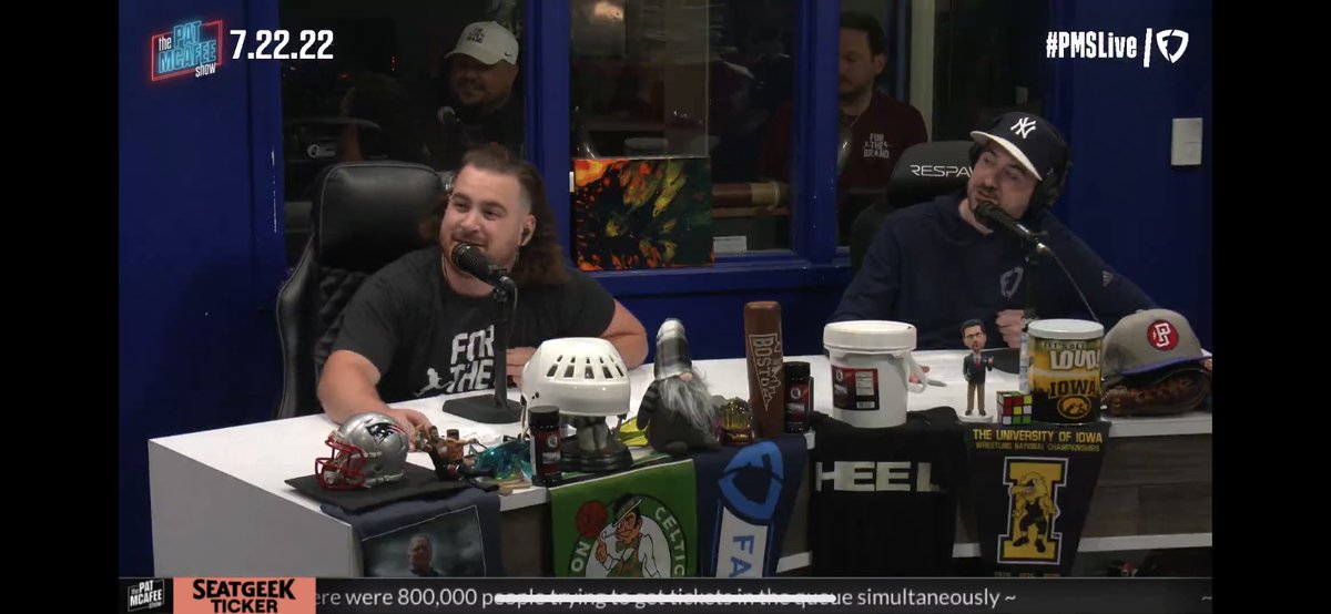 #pmsfeelgoodfriday $Kpowpoww   Good to see the crew back in action