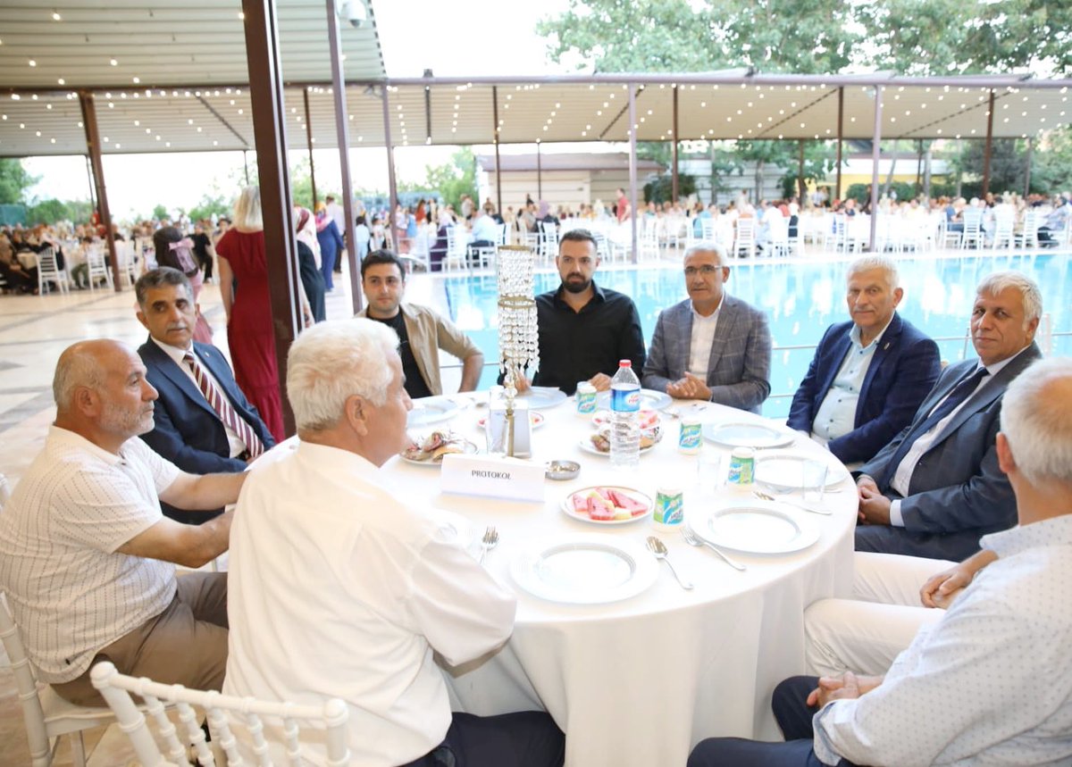 drmehmeterkan's tweet photo. Battalgazi Belediye Başkanımız Sayın Osman Güder ve Türk Veteriner Hekimleri Birliği Merkez Konsey Başkanımız Sayın Ali Eroğlu ile. @osmangudertr https://t.co/5YG2mK0q6b
