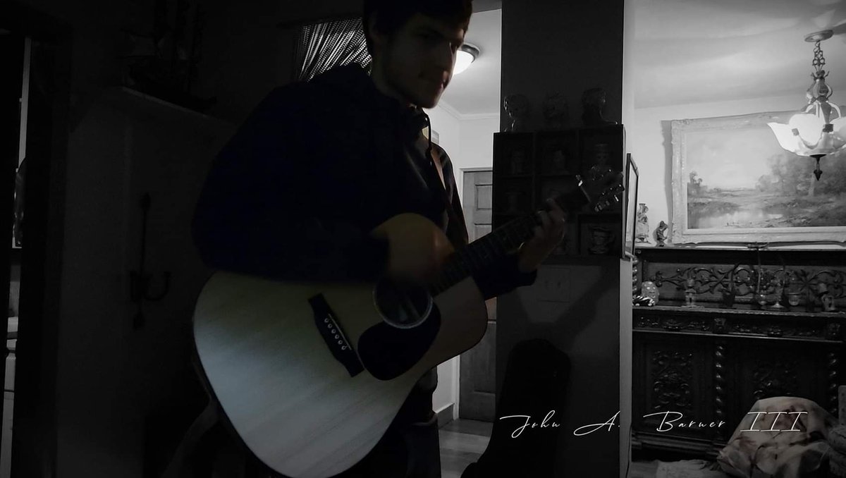 JNathanVisuals's tweet photo. This kid is an #AMAZING #guitarplayer! Taken w/ the #S21Ultra.
#JNathanVisuals #photography #photographers #photos #guitar #guitarist #BassGuitar #music #Jazz #jazzmusic #country #Countryside #blackandwhitephotography #blackandwhite #Talented #smartphonephotography https://t.co/5dkKYqG88N