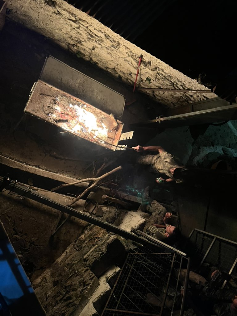 JinzoNFT's tweet image. When I’m Greece eat like the Greeks