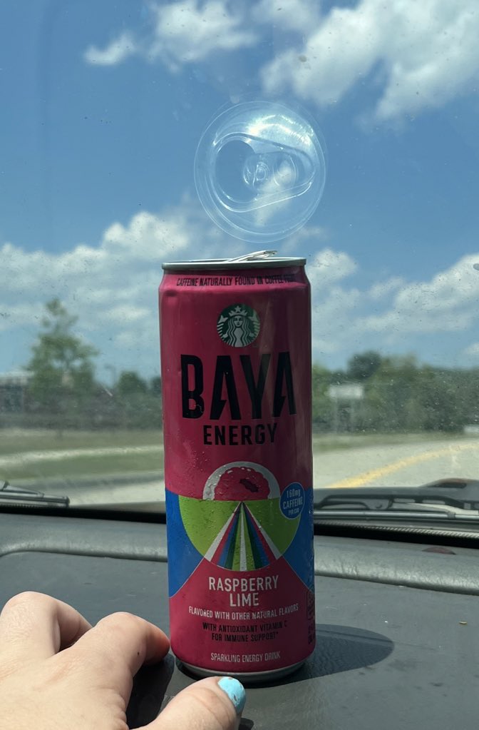 allofthedrinks's tweet photo. BAYA ENERGY: this flavor was raspberry lime and let me tell u it was so freakin yummy oh my goodness u could barely taste that energy drink taste too!! only $1.79 before tax so if u need to treat urself to a fun little drinky i would recommend

8.5/10 https://t.co/pwz8BLwndL