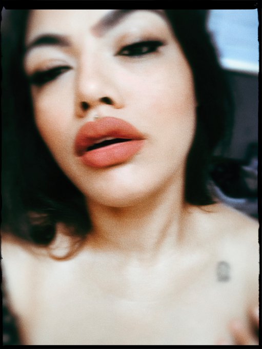 🇲🇽✨🙌🏽😫 https://t.co/XnRUqp3hbO<a href="/tag/polaroid"class="tags"><span>#polaroid</span></a>