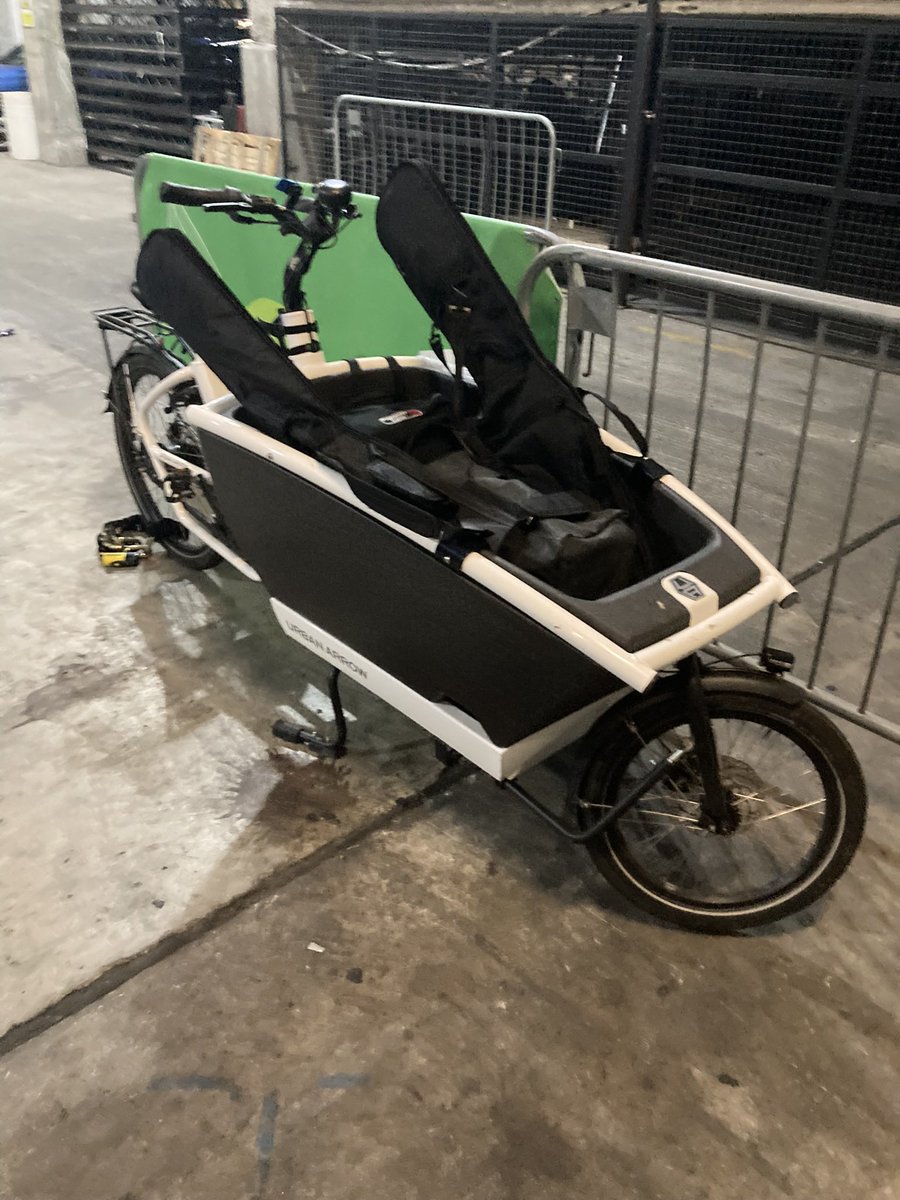JSlatterMusic's tweet photo. @bikepractically Love this! Here’s a photo of my gear in my cargo bike from when I played Wembley Arena a few weeks ago! I’ve been using this for gigs around London across the last year! https://t.co/YCEzPUAzAH
