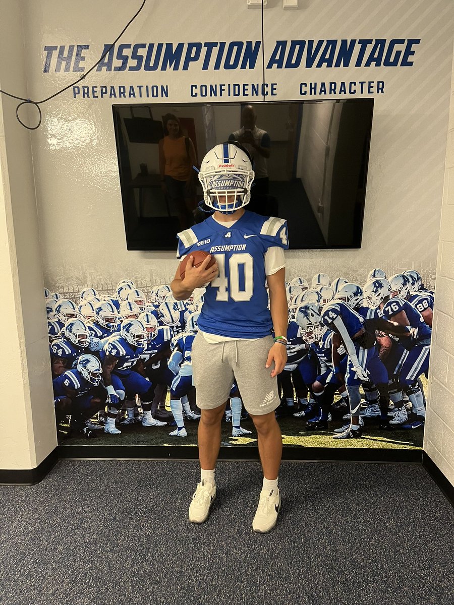 Had a great time visiting <a href="/AssumptionFB/">Assumption University Football</a>, big thanks to <a href="/CoachMcKenzie17/">Andy McKenzie</a>