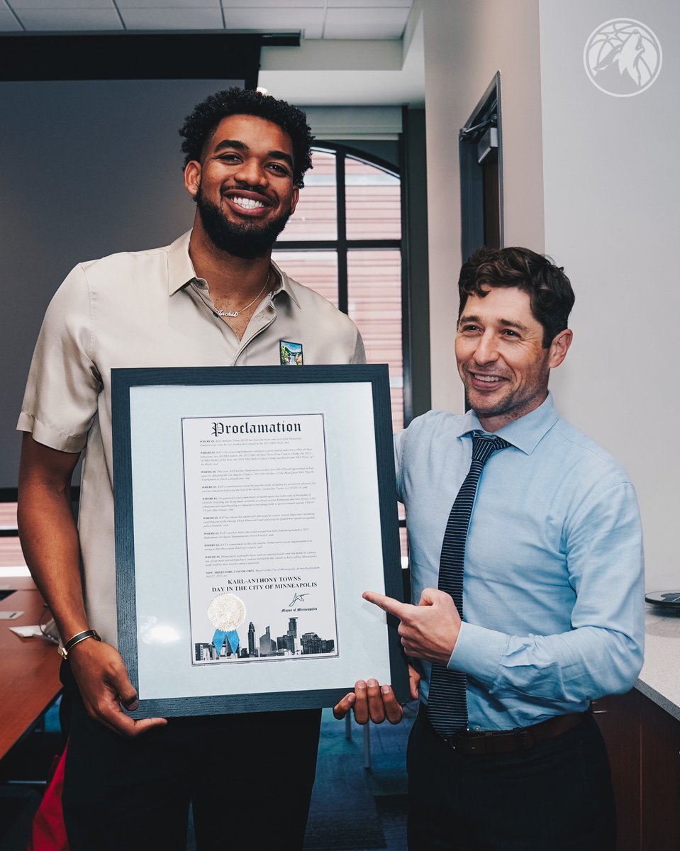 Timberwolves's tweet photo. Happy Karl-Anthony Towns Day, Minneapolis! https://t.co/GghwEUCYPn