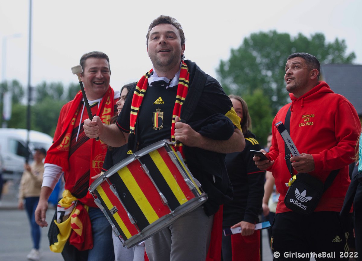 GirlsontheBall's tweet photo. We are underway here in Leigh. 

Both sets of fans making their presence heard 🥁

0-0 | #SWEBEL | #WEURO2022 | #GOTBLive https://t.co/HPY2sDvHsC