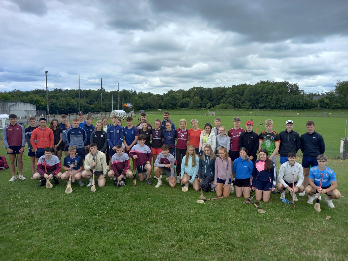 Well done to everyone who organised, coached, sponsored, volunteered and participated in our @Galway_Cul_Camp and Clarinbridge Academy this week.
Fantastic community event giving back to the kids of our community. 
#UptheBridge #cúlcamp #kelloggs