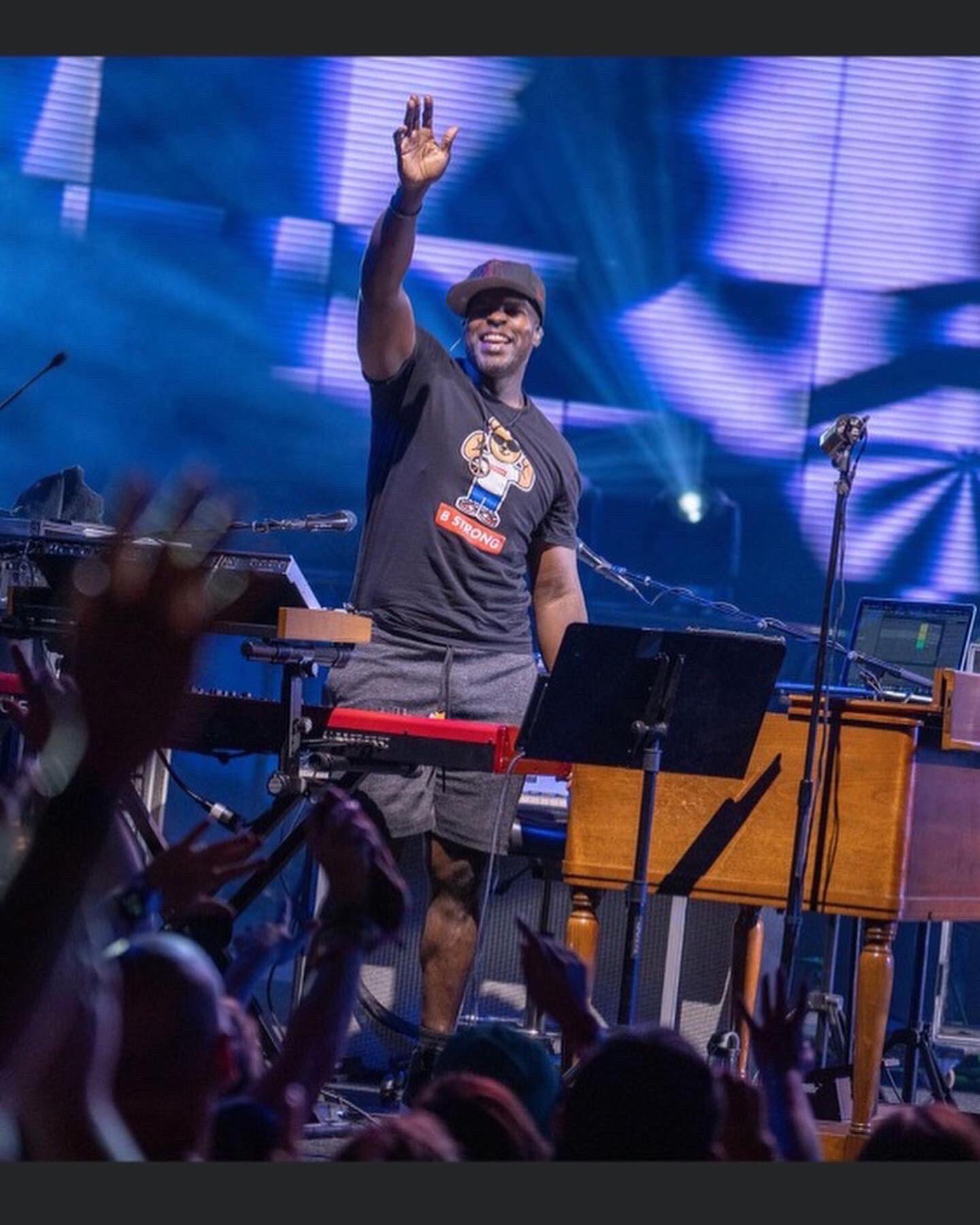 Buddy Strong Brand on Twitter "🚨B STRONG BEAR SHIRTS 🚨 Available Now‼️