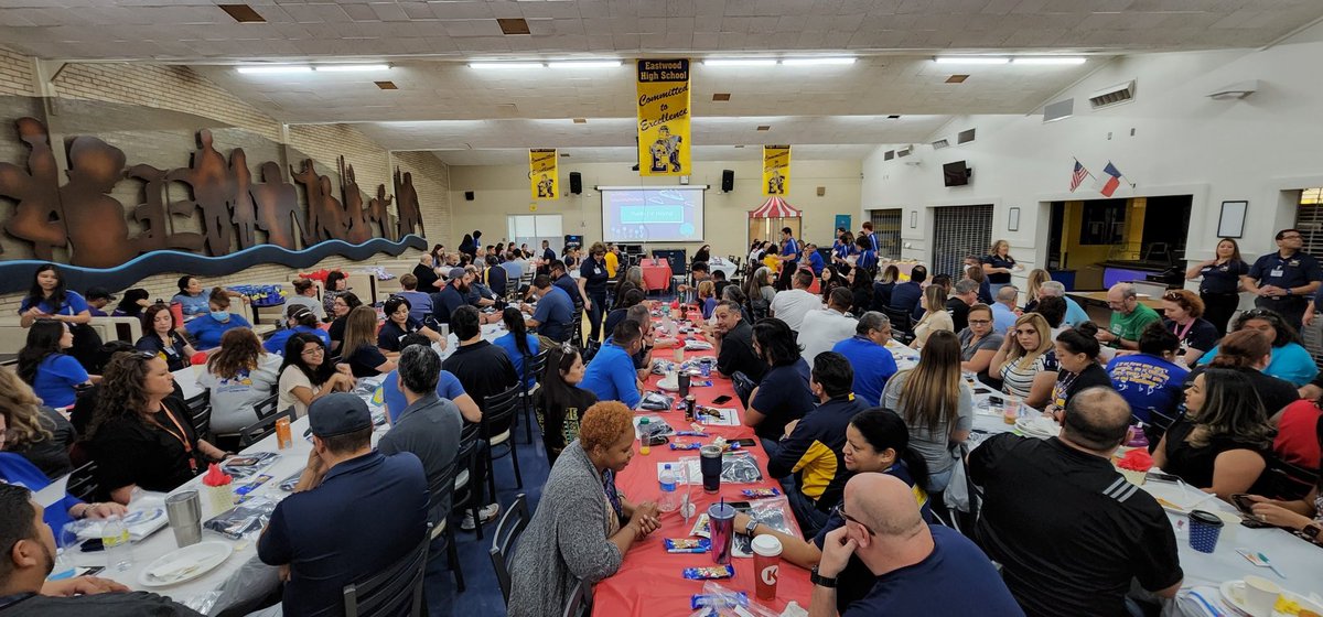 Here we go! 💙💛 Kicking off the 2022-2023 school year with our faculty and staff. Great to see everyone back on campus. Goooooooooo Troop!!! @Btorres_EHS | @YsletaISD
