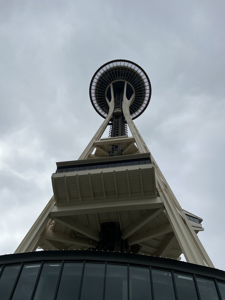 Red8ball's tweet photo. @CrashCombs is this where I can find some of those Seahawks? https://t.co/1m6jD5tR42