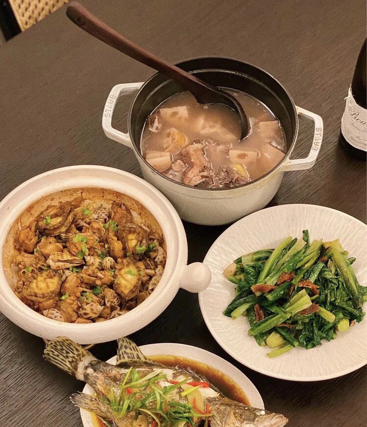 Andrea235835688's tweet photo. All beautiful things require us to work hard to create, come home after work and cook by ourselves, very good, haha🥰🥰 https://t.co/4nyloohzJF