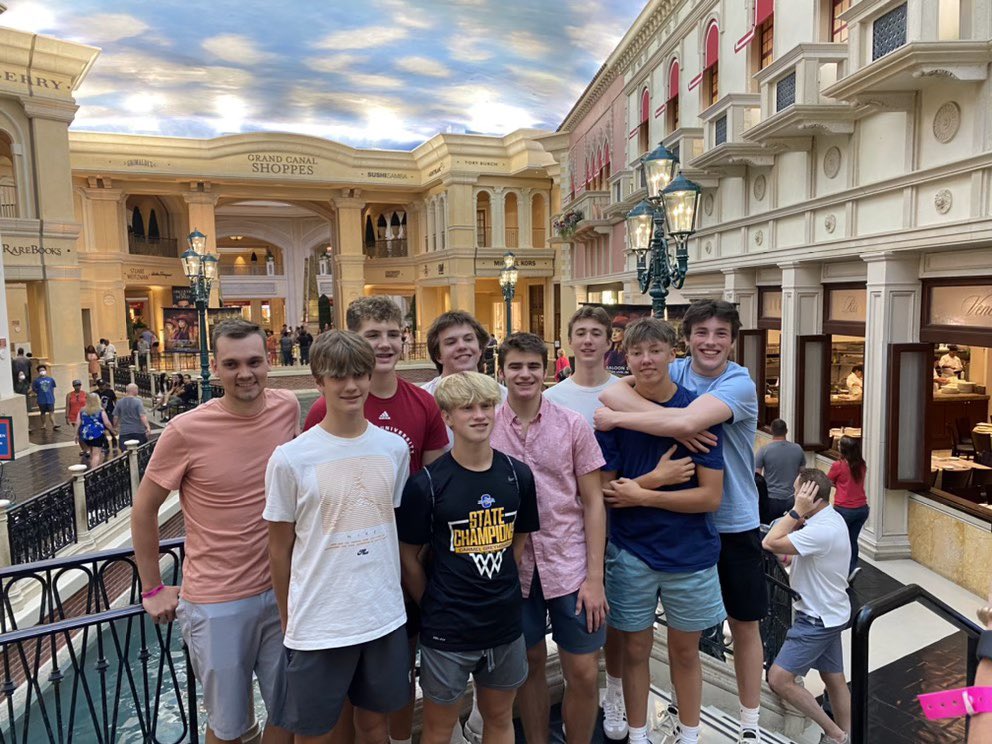 Grand Park Premier tweet media