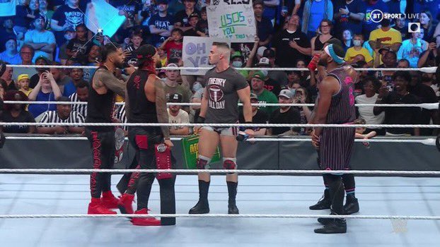 PublicEnemiesHQ's tweet photo. LONG. TERM. BOOKING! #SmackDown https://t.co/wLo3TCUtrd