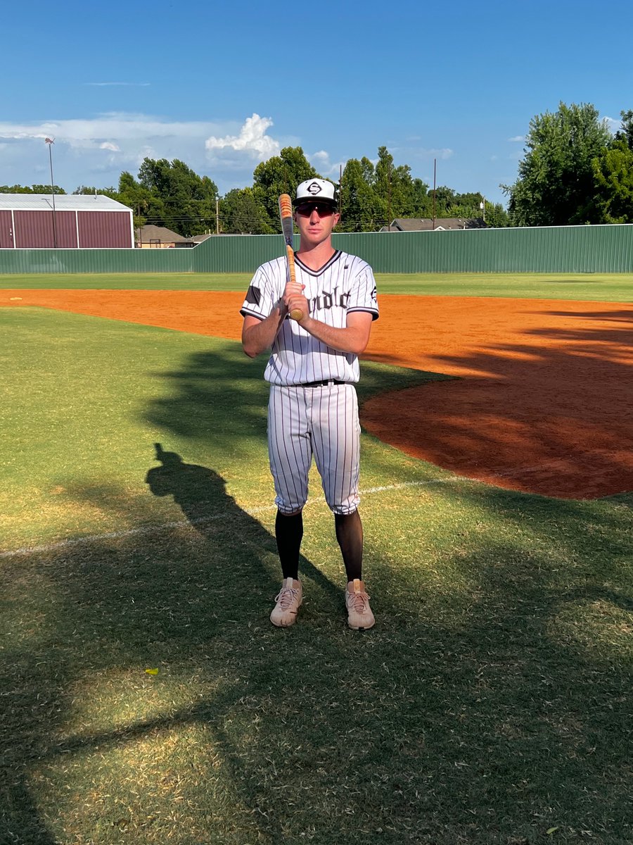 #OKCSS F: @Sandlot_Tulsa 18U Taylor 12, BB Elite Black Upperclassman 4 PoG: @BauerBrittain 3-4, 2 2B, 3 RBI