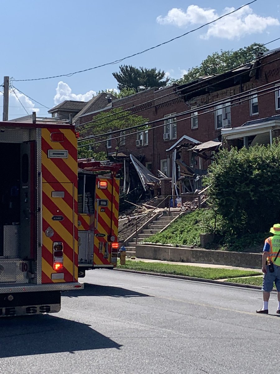 Ellesse_Krall's tweet photo. @abc27News Townhomes collapse along Market St. near N 15th street in Camp Hill. All residents evacuated but most of the street is blocked with ambulances, utility trucks and fire trucks https://t.co/5aPnkAJcx9
