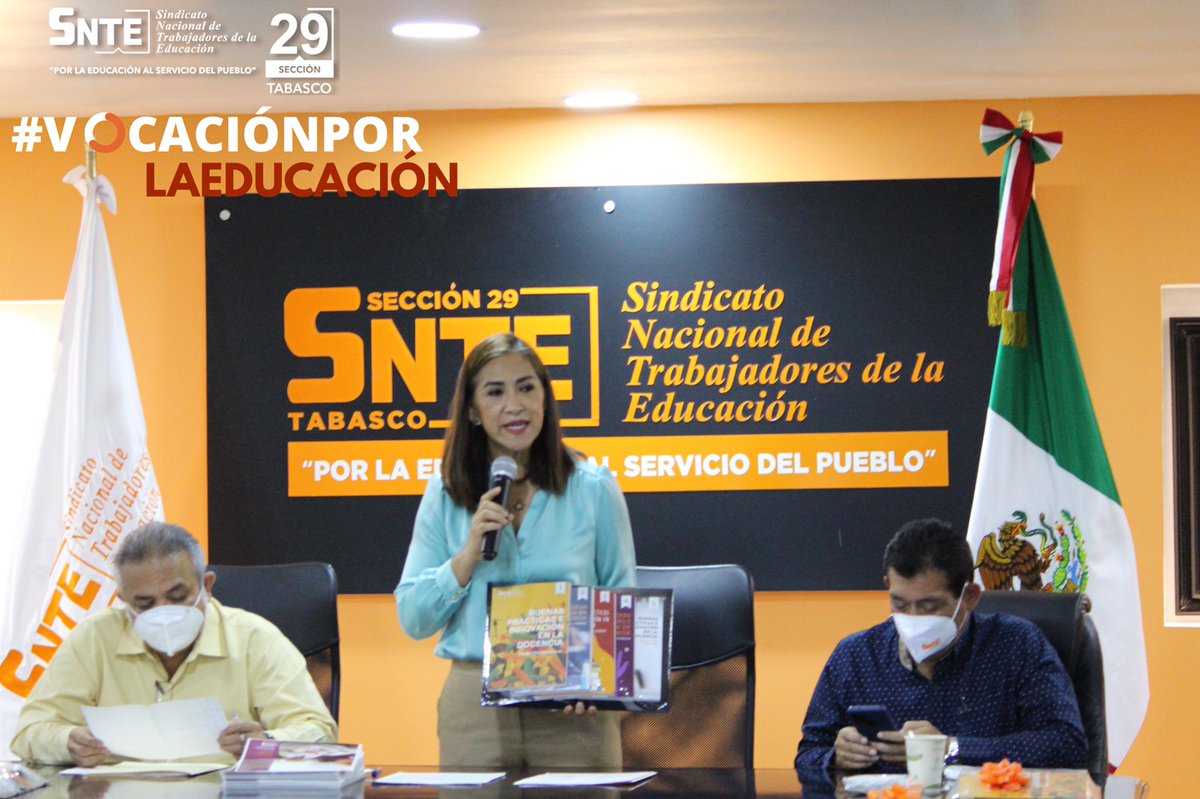 Mtra. María Elena Alcudia Gil tweet media