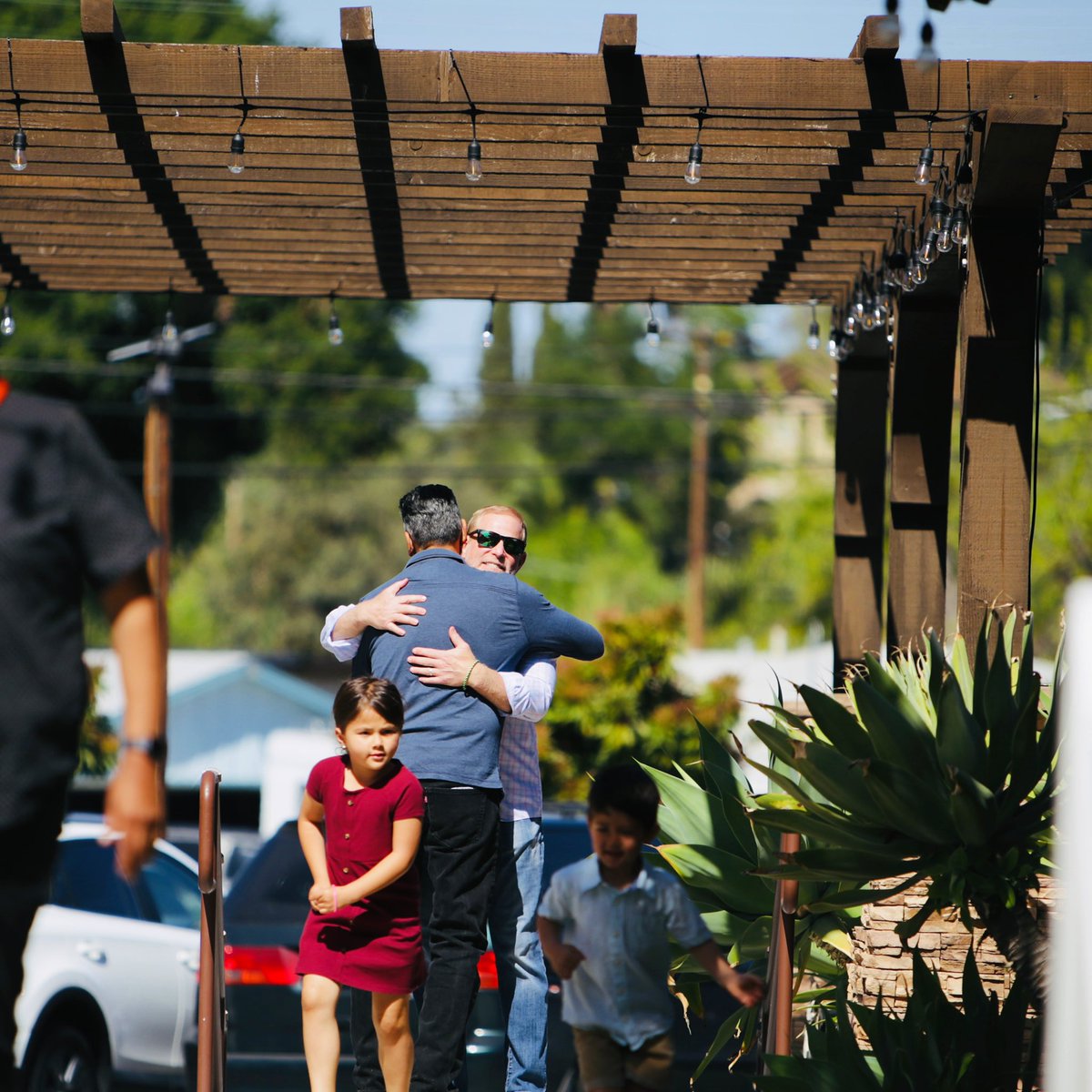 CanvasChurchSD's tweet photo. “‘Love the Lord your God with all your heart and with all your soul and with all your mind.’ This is the first and greatest commandment. And the second is like it: ‘Love your neighbor as yourself.’ - Matthew 22:36-39

#canvaschurchsd #love #family #escondido #sandiego #church https://t.co/q42c14uh8Z