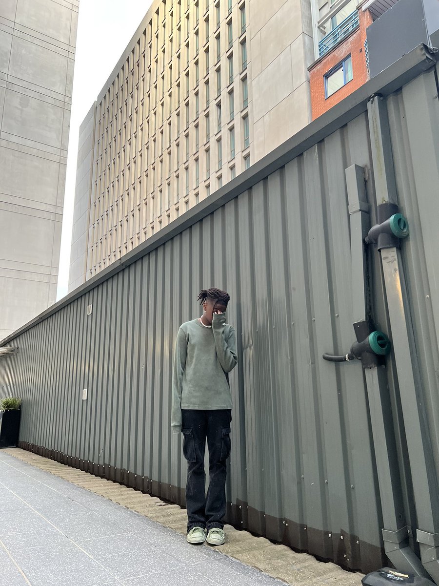 benjiiitg's tweet photo. back then I was just playin with em 🦏 https://t.co/lX5Kxu6PHI