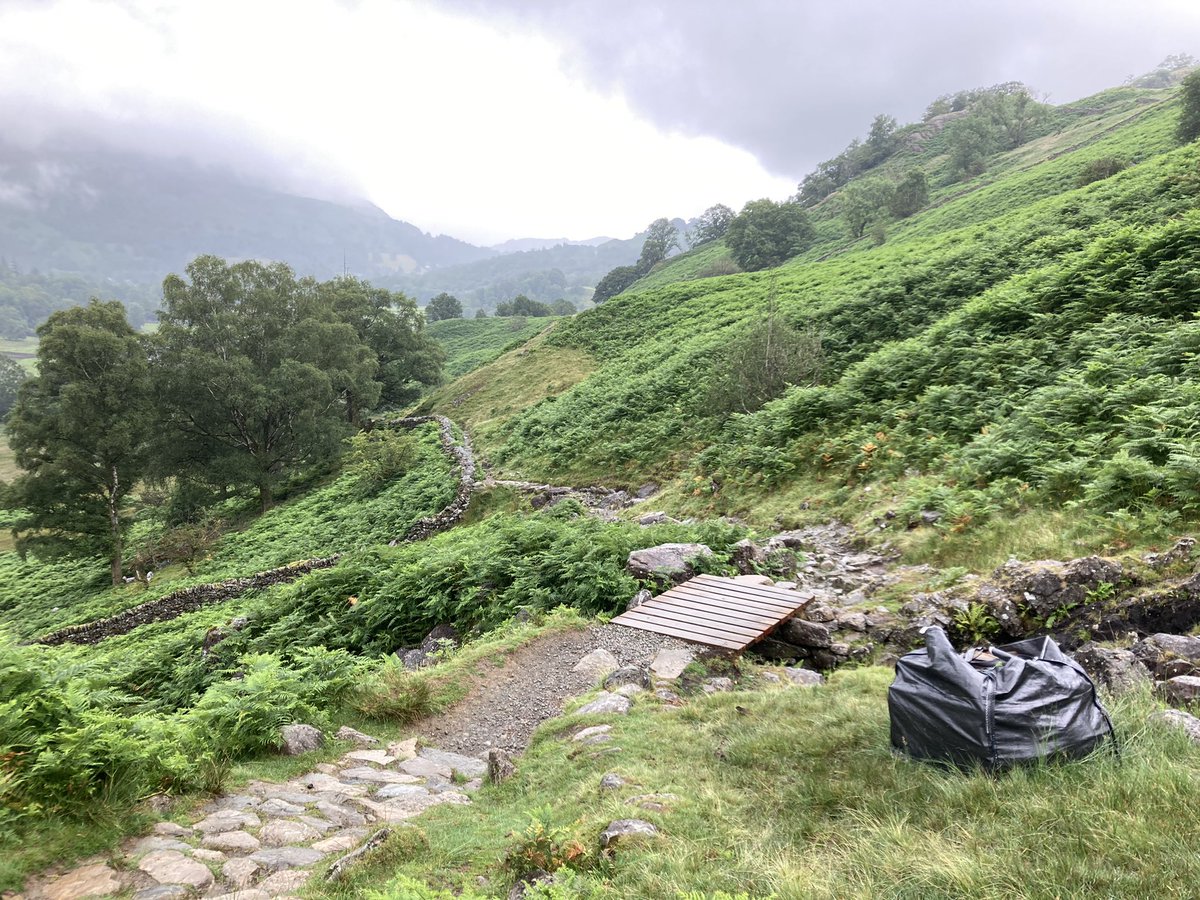 MeiLoft's tweet image. Thank you @fixthefells for fixing the fells 🥾🌳 En route to Easedale Tarn. 
#grasmere #lakedistrict @CumbriaViews @SouthLakelandDC @lakedistrictnpa #FridayFitness #MentalHealthMatters #getoutside