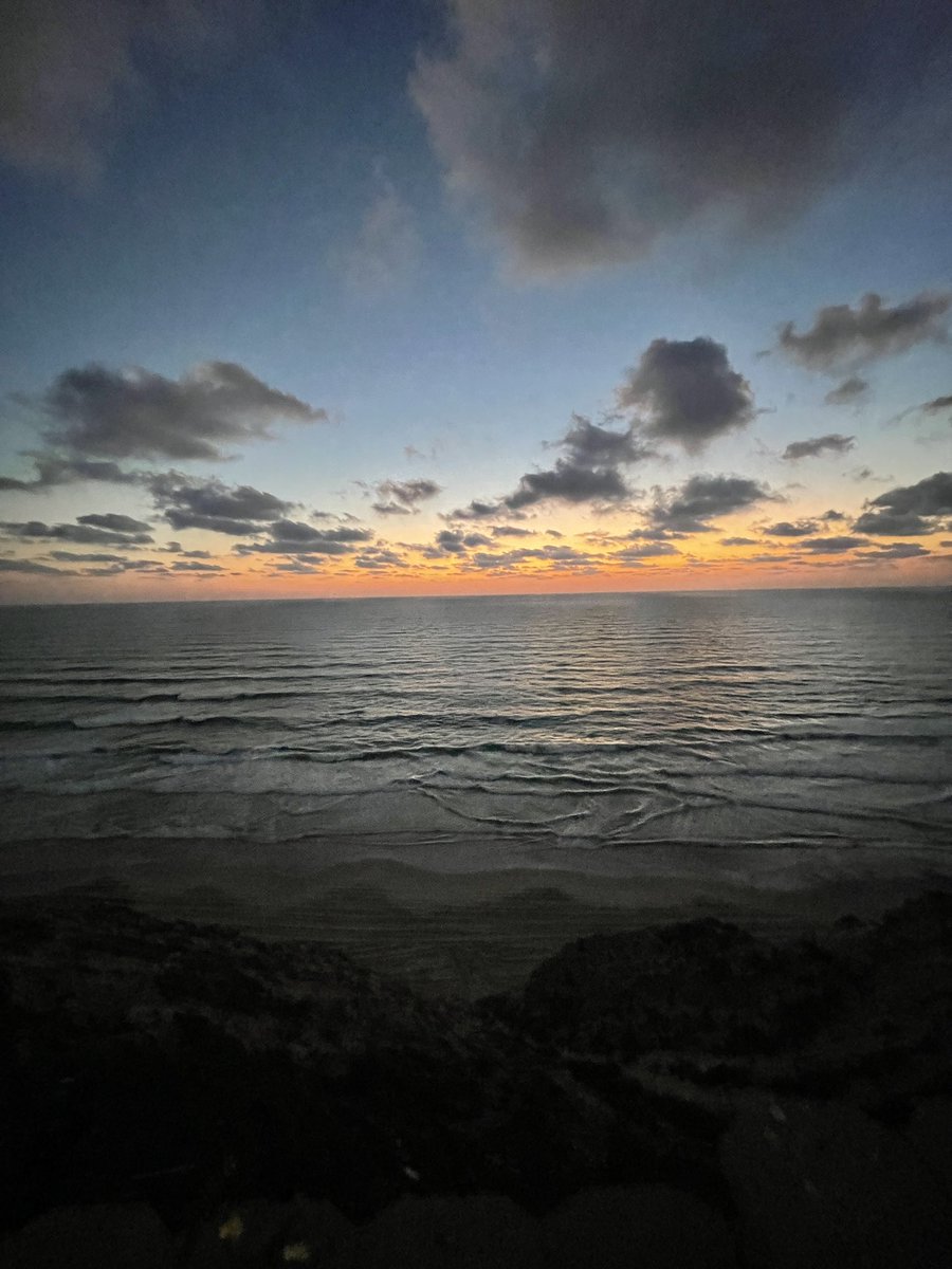 Three more sunsets left❤️

#israel #shabbat #friday #maccabiah #maccabigames #maccabimedia #sunset #Mediterranean #netanya