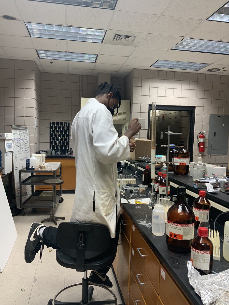ScoopChem's tweet image. Kendrick’s @king_doss40 1st column @AlcornStateU ! #acsprojectseed #chemistry #jeffersoncountyhighschool