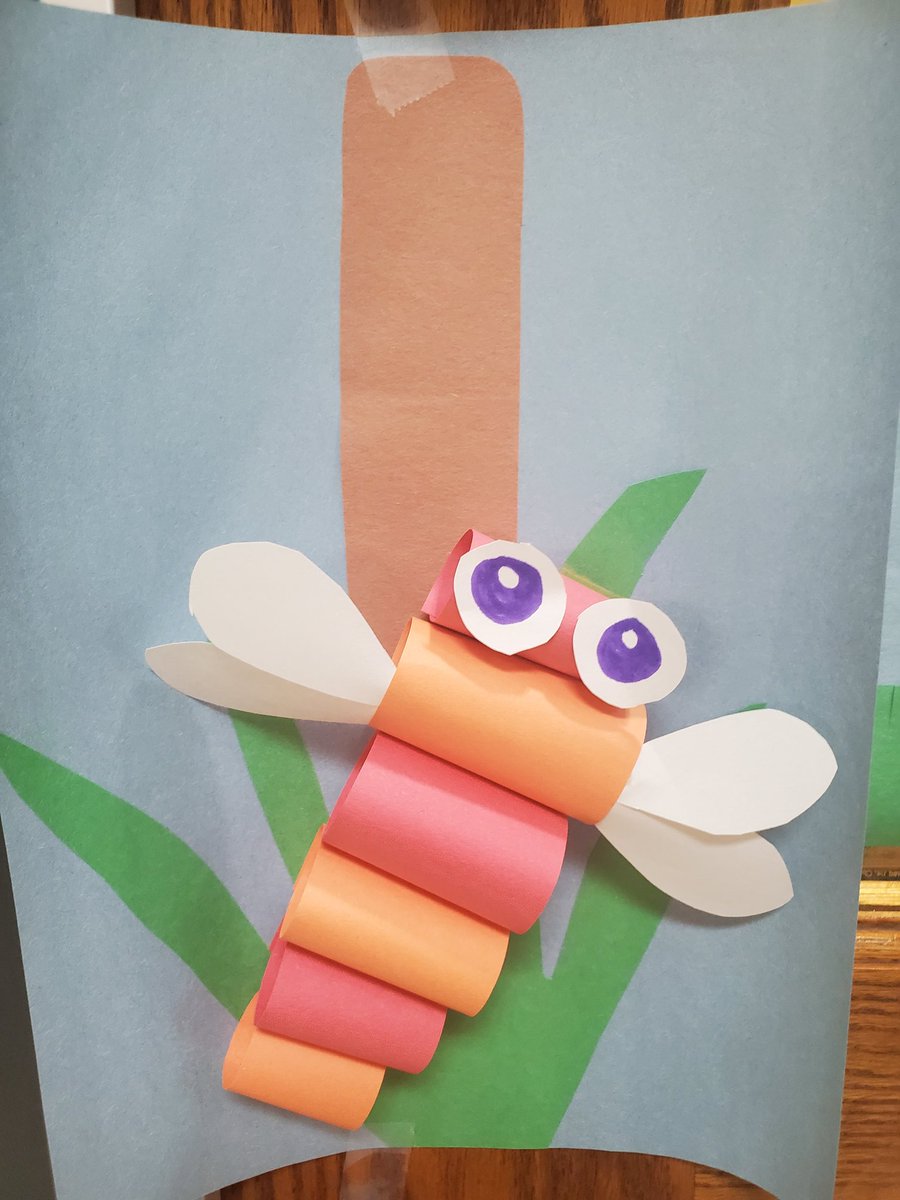 HeatlyLibrarian's tweet photo. Some of this week's creativity hour projects.  The theme this week was "Bats, bugs and more". https://t.co/fzRbXToZZT