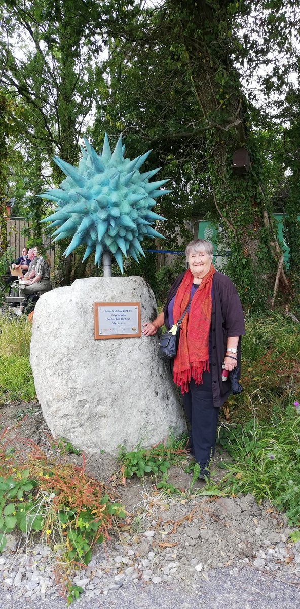 Women's Arts Association Wales <a href="/WomensArts/">Women's Arts Assn</a>  love member Dilys Jackson’s sculpture Pollen Sculpture 2022 / Cerflun Paill 2022 had its official welcoming in Our Health Meadow at Llandough Hospital #WomensArt  <a href="/SWAinfo/">SWA</a> <a href="/womensart1/">#WOMENSART</a>