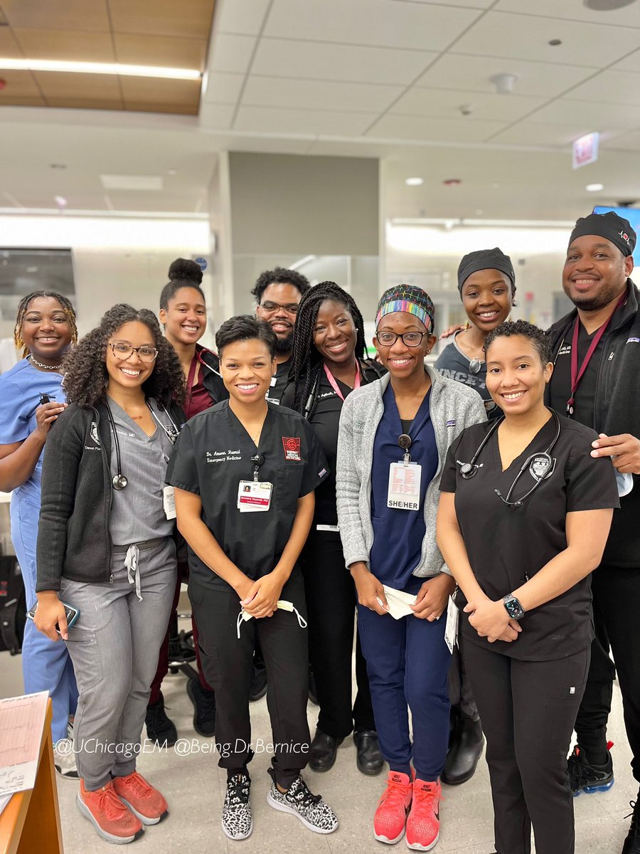 Just all of us repping on a random emergency department shift this week. What you see here is very rare but it could be the future. So grateful to be in this space 🙌🏾 #blackdoctorsmatter