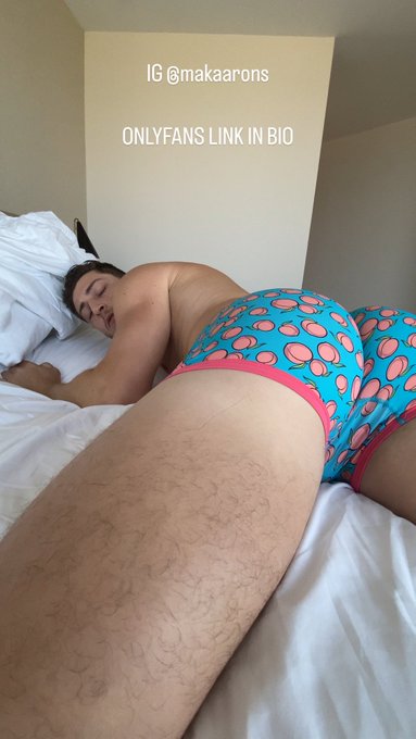 Retweet if you want this video😈..  WHOEVER DONATES $1 or more to the fundraiser in my bio gets a treat