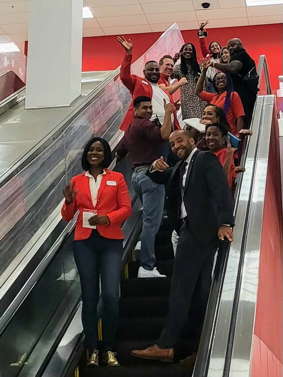 LayshaWard's tweet image. A trip is never complete without a @Target run. Inspired by the impact the team is making in the Maryland and DC area (and beyond)!🎯