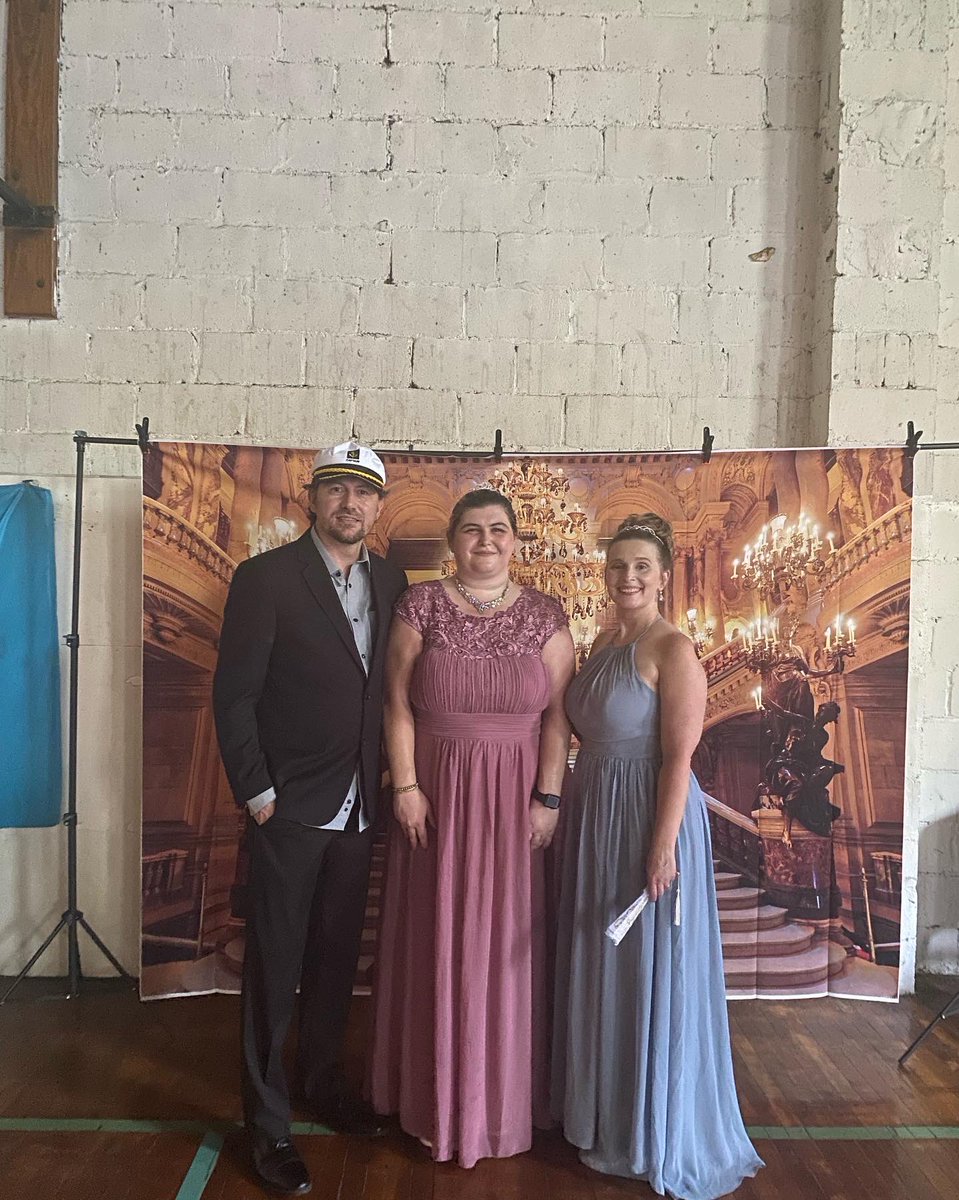 ashlyn_miss's tweet photo. This is my family now https://t.co/KSKWPnXJ6u