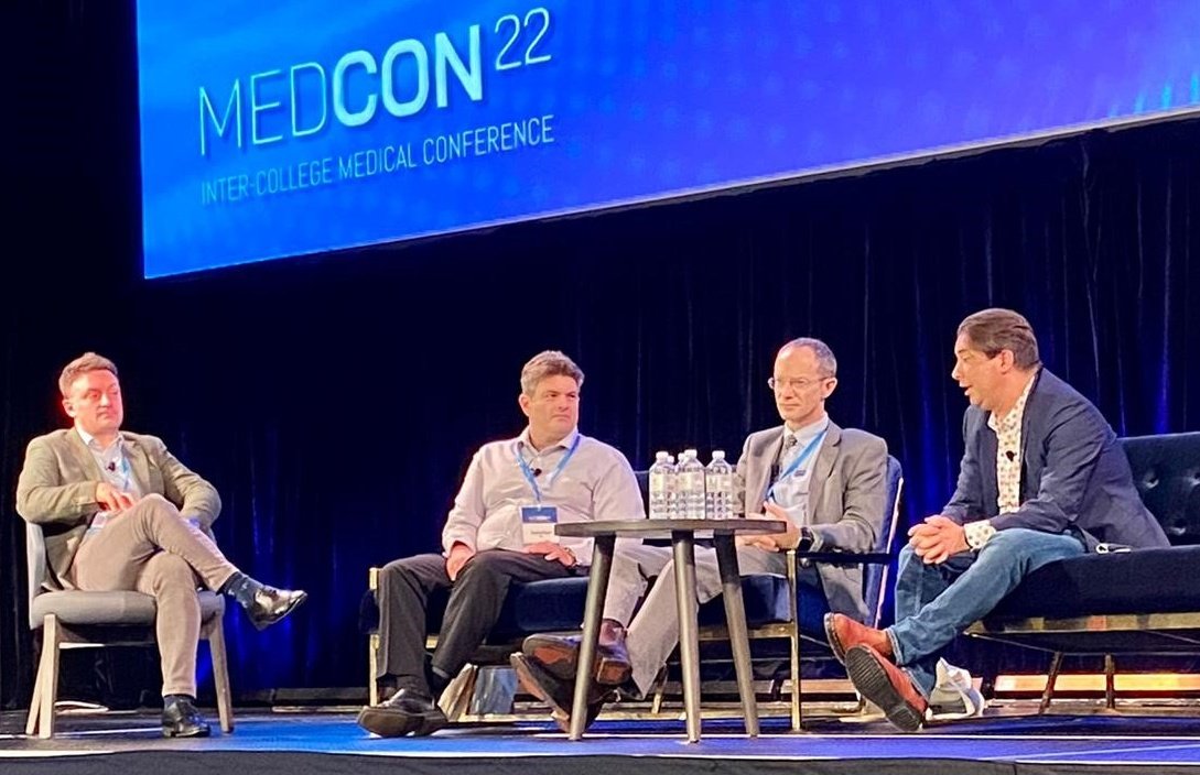 stephenjbright's tweet photo. Yesterday I was privileged to speak with the folks at @MedCon_WA about #MDMA and #psychedelic-assisted #psychotherapy alongside eminent @uwanews psychiatrist Professor Sean Hood. @mindmanifestpod
was an ace MC. Thanks for the invite @RMSciences &amp; @HIF_Australia!
Photo by @AMA_WA https://t.co/W6s5brJigl