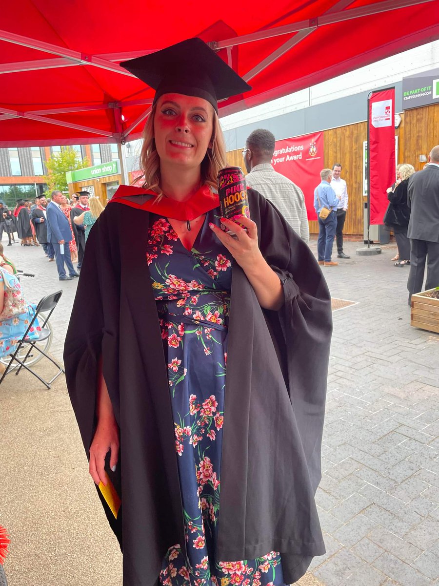 Amy Knapper tweet media