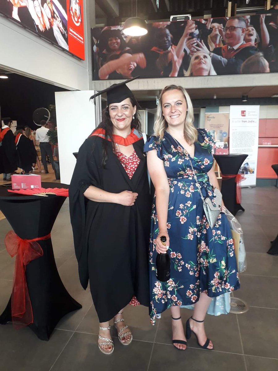 Amy Knapper tweet media